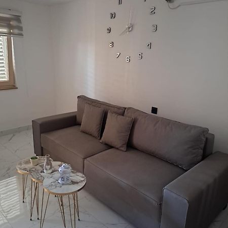 Apartmani Ana Tribalj 外观 照片