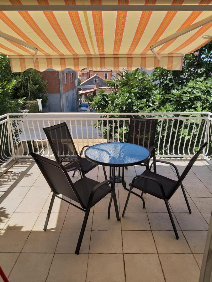 Apartmani Ana Tribalj 外观 照片
