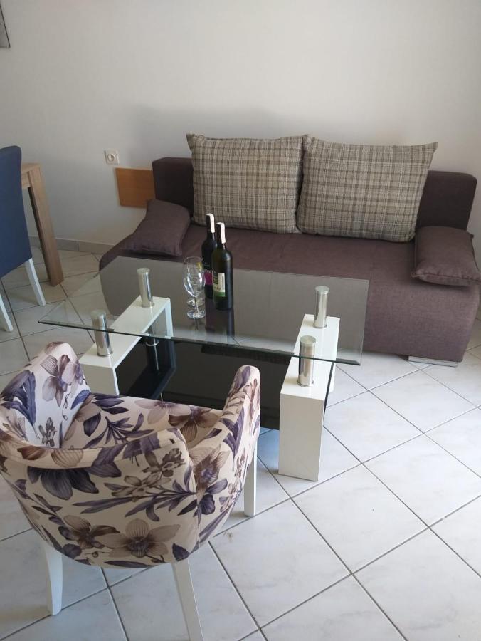 Apartmani Ana Tribalj 外观 照片