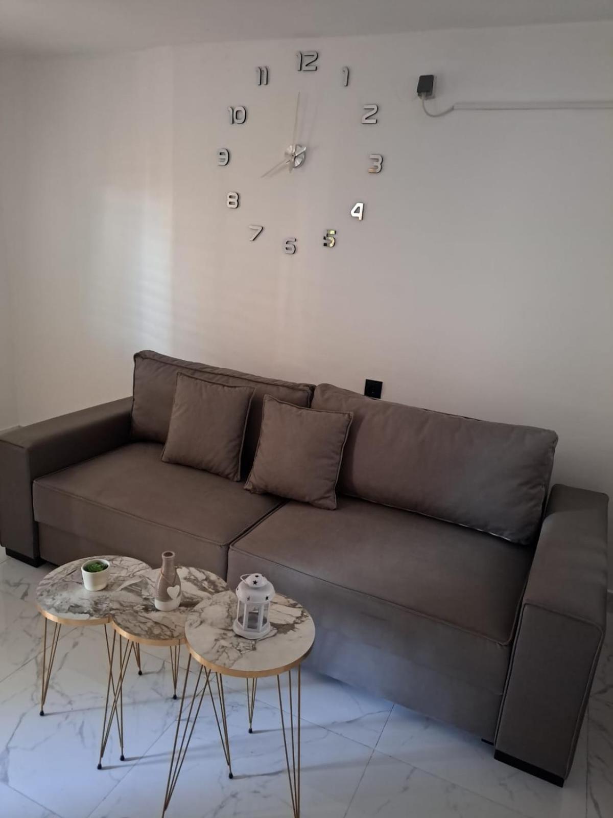 Apartmani Ana Tribalj 外观 照片