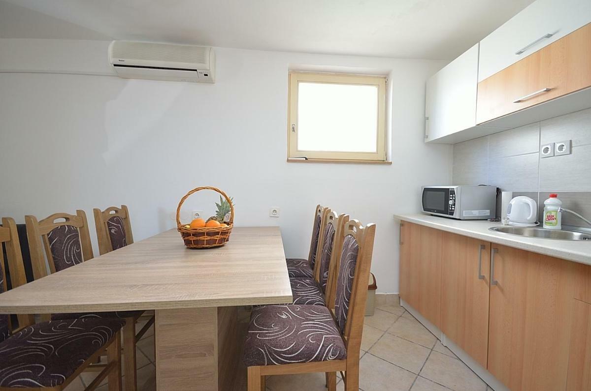 Apartmani Ana Tribalj 外观 照片
