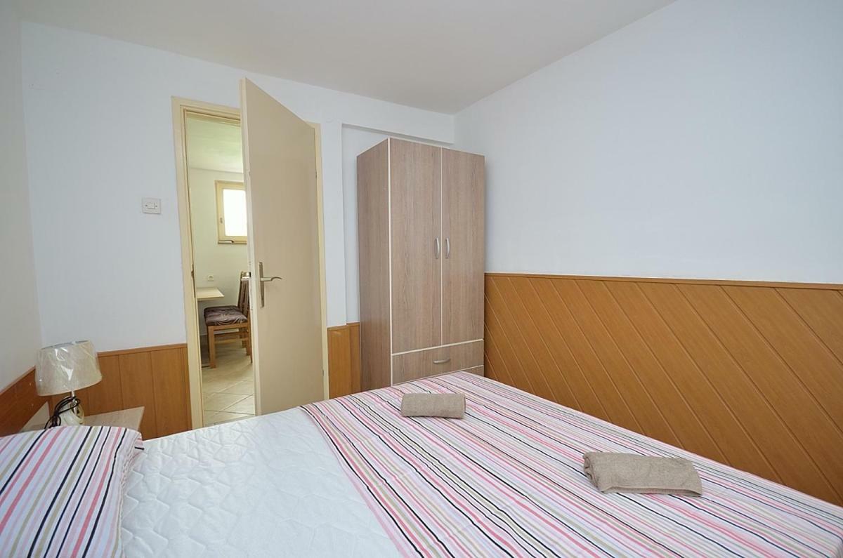 Apartmani Ana Tribalj 外观 照片